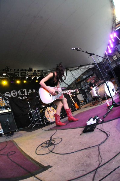 Lindi Ortega at Stubb's BarBQ, Austin, Texas 05/06/12