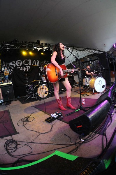 Lindi Ortega at Stubb's BarBQ, Austin, Texas 05/06/12