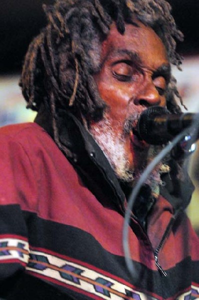 Little Joe Washington at Lamberts's BarBQ, Austin, Tx