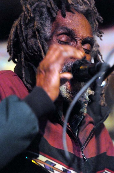 Little Joe Washington at Lamberts's BarBQ, Austin, Tx