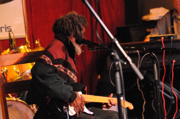 Little Joe Washington at Lamberts's BarBQ, Austin, Tx