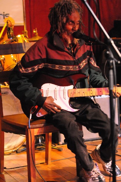 Little Joe Washington at Lamberts's BarBQ, Austin, Tx