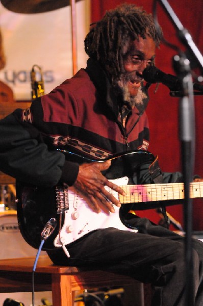 Little Joe Washington at Lamberts's BarBQ, Austin, Tx