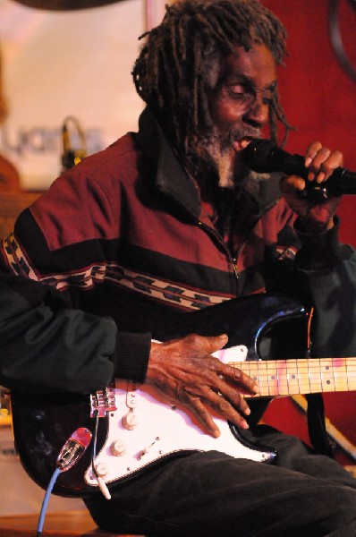 Little Joe Washington at Lamberts's BarBQ, Austin, Tx