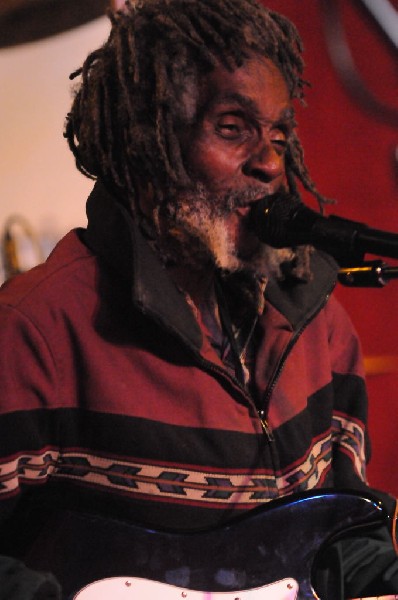 Little Joe Washington at Lamberts's BarBQ, Austin, Tx