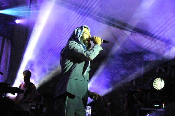 Matisyahu at Stubb's BarBQ, Austin, Texas 08/18/10 - photo by Jeff Barringe