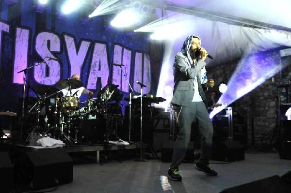 Matisyahu at Stubb's BarBQ, Austin, Texas 08/18/10 - photo by Jeff Barringe