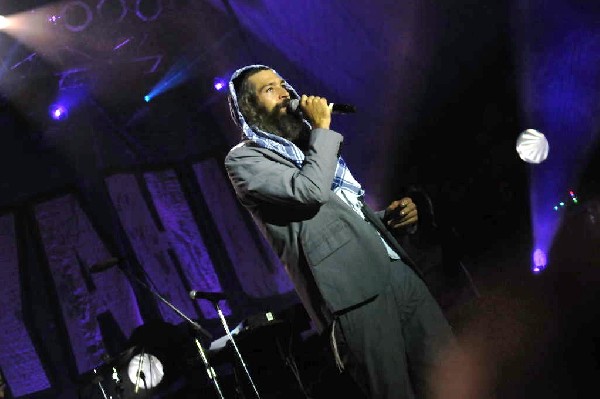 Matisyahu at Stubb's BarBQ, Austin, Texas 08/18/10 - photo by Jeff Barringe