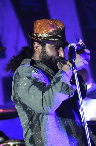 Matisyahu at Stubb's BarBQ, Austin, Texas 08/18/10 - photo by Jeff Barringe