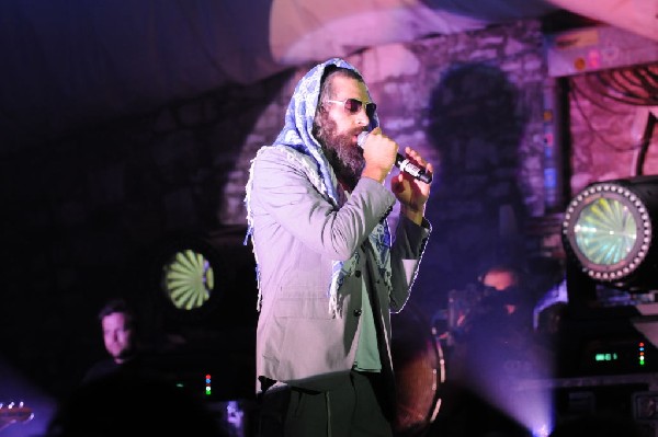 Matisyahu at Stubb's BarBQ, Austin, Texas 08/18/10 - photo by Jeff Barringe