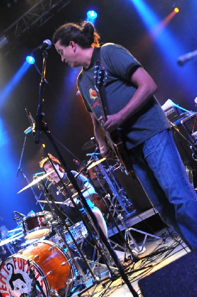 The Meat Puppets at Stubb's BarBQ, Austin, Texas 08/28/10