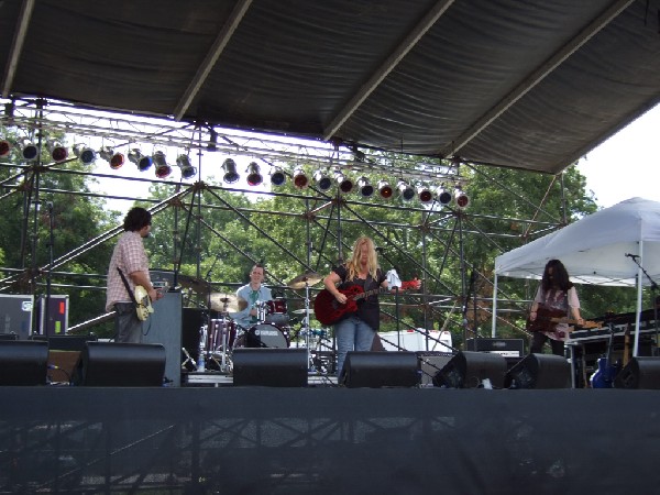Melissa Reaves at ACL Fest 2006, Austin, Tx.