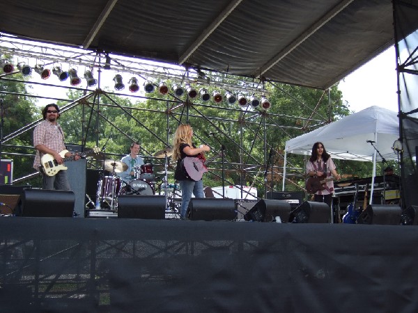 Melissa Reaves at ACL Fest 2006, Austin, Tx.