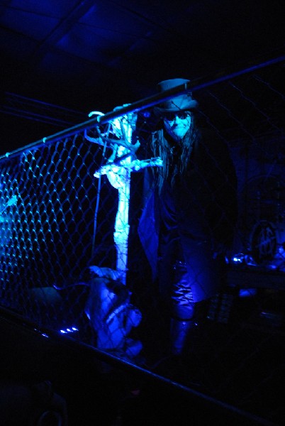 Ministry at La Zona Rosa, Austin, Texas