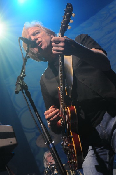 The Moody Blues at ACL Live Moody Theater, Austin, Texas 04/28/2011 - photo