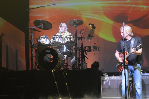 The Moody Blues at ACL Live Moody Theater, Austin, Texas 04/28/2011 - photo