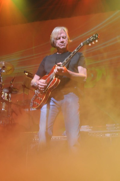 The Moody Blues at ACL Live Moody Theater, Austin, Texas 04/28/2011 - photo