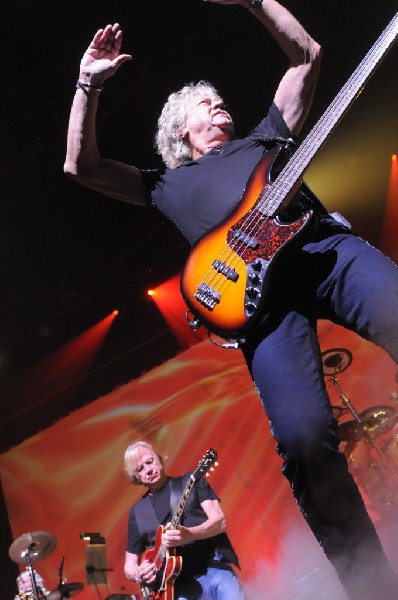 The Moody Blues at ACL Live Moody Theater, Austin, Texas 04/28/2011 - photo