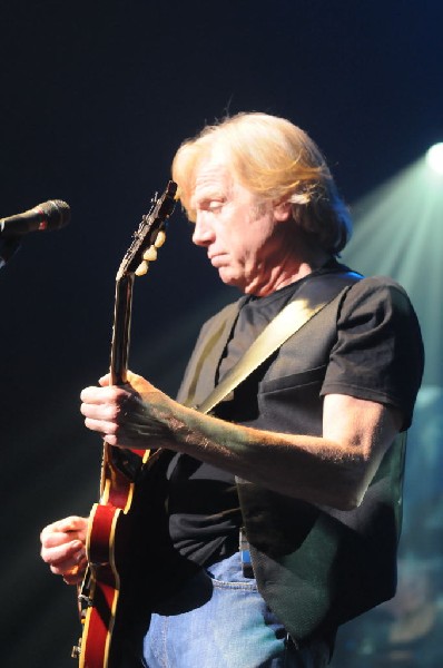 The Moody Blues at ACL Live Moody Theater, Austin, Texas 04/28/2011 - photo