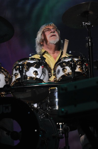 The Moody Blues at ACL Live Moody Theater, Austin, Texas 04/28/2011 - photo