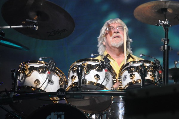 The Moody Blues at ACL Live Moody Theater, Austin, Texas 04/28/2011 - photo