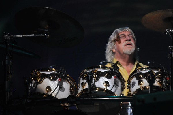 The Moody Blues at ACL Live Moody Theater, Austin, Texas 04/28/2011 - photo