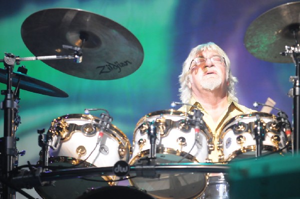 The Moody Blues at ACL Live Moody Theater, Austin, Texas 04/28/2011 - photo