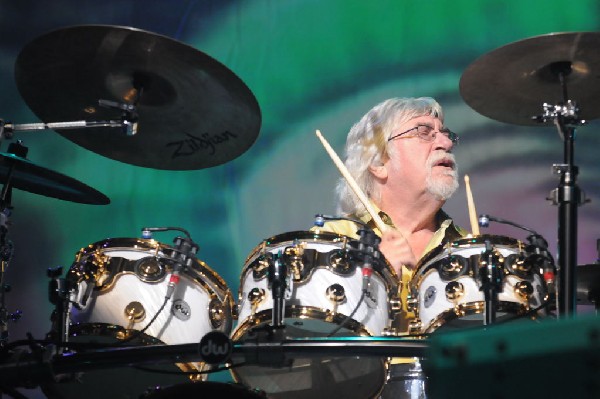 The Moody Blues at ACL Live Moody Theater, Austin, Texas 04/28/2011 - photo