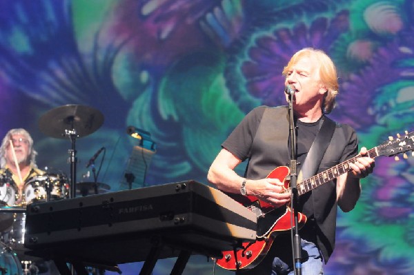 The Moody Blues at ACL Live Moody Theater, Austin, Texas 04/28/2011 - photo