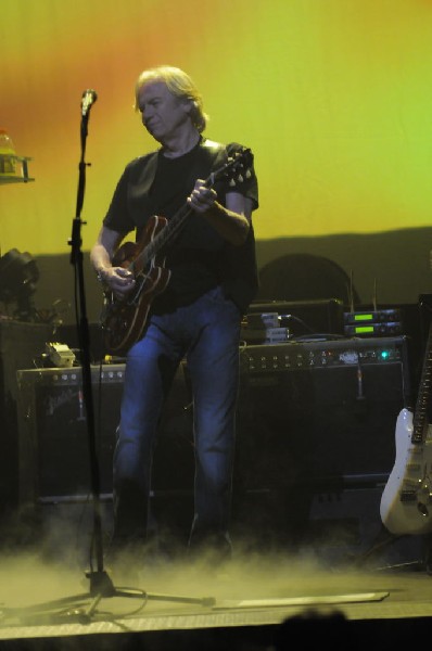 The Moody Blues at ACL Live Moody Theater, Austin, Texas 04/28/2011 - photo