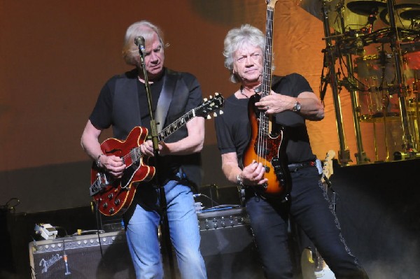 The Moody Blues at ACL Live Moody Theater, Austin, Texas 04/28/2011 - photo