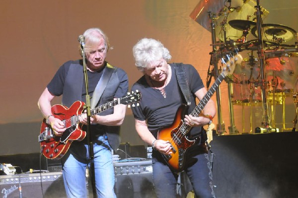 The Moody Blues at ACL Live Moody Theater, Austin, Texas 04/28/2011 - photo