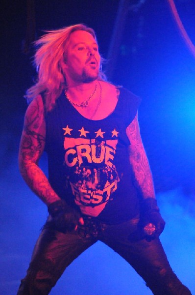 Mötley Crüe at the Verizon Wireless Amphitheater, Selma, Texas