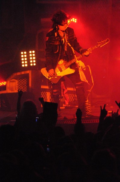 Mötley Crüe at the Verizon Wireless Amphitheater, Selma, Texas