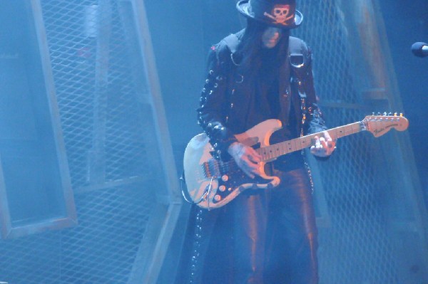 Mötley Crüe at the Verizon Wireless Amphitheater, Selma, Texas