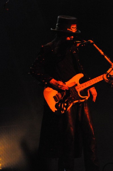 Mötley Crüe at the Verizon Wireless Amphitheater, Selma, Texas