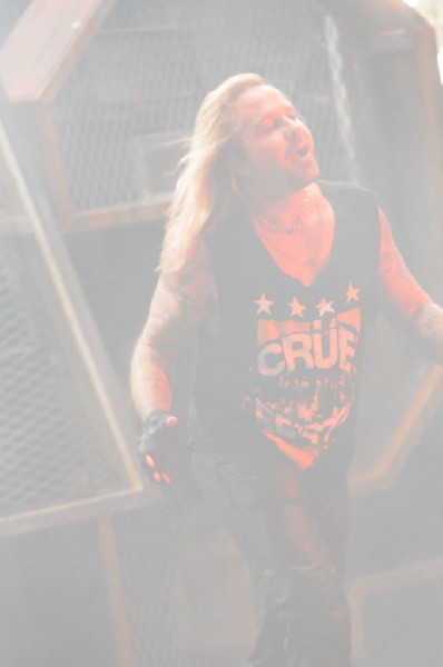 Mötley Crüe at the Verizon Wireless Amphitheater, Selma, Texas