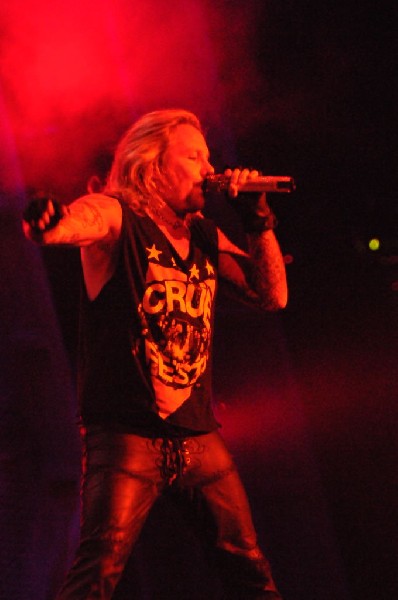 Mötley Crüe at the Verizon Wireless Amphitheater, Selma, Texas