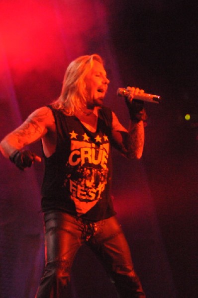 Mötley Crüe at the Verizon Wireless Amphitheater, Selma, Texas