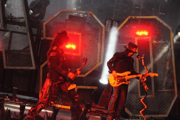 Mötley Crüe at the Verizon Wireless Amphitheater, Selma, Texas