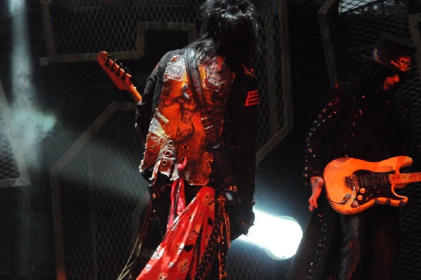 Mötley Crüe at the Verizon Wireless Amphitheater, Selma, Texas