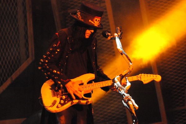 Mötley Crüe at the Verizon Wireless Amphitheater, Selma, Texas