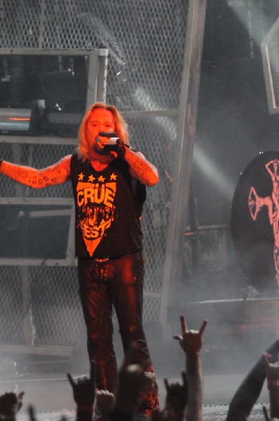 Mötley Crüe at the Verizon Wireless Amphitheater, Selma, Texas