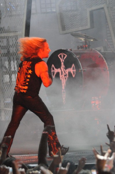 Mötley Crüe at the Verizon Wireless Amphitheater, Selma, Texas