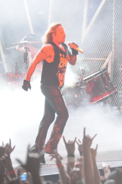 Mötley Crüe at the Verizon Wireless Amphitheater, Selma, Texas