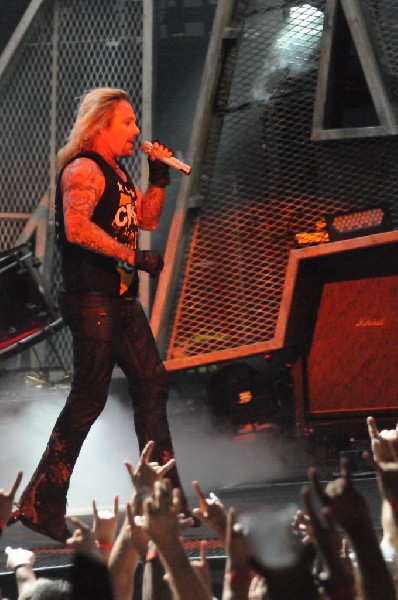 Mötley Crüe at the Verizon Wireless Amphitheater, Selma, Texas