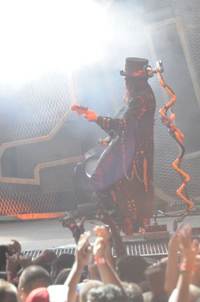 Mötley Crüe at the Verizon Wireless Amphitheater, Selma, Texas