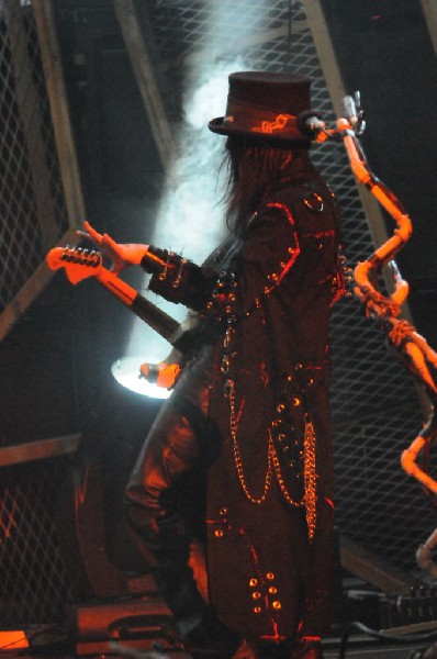 Mötley Crüe at the Verizon Wireless Amphitheater, Selma, Texas