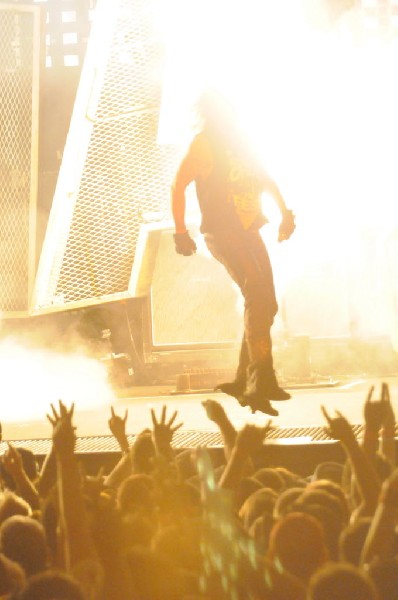 Mötley Crüe at the Verizon Wireless Amphitheater, Selma, Texas