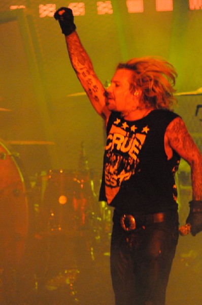 Mötley Crüe at the Verizon Wireless Amphitheater, Selma, Texas